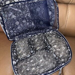 Vera Bradley Floral Travel Organizer with Multiple Compartments
